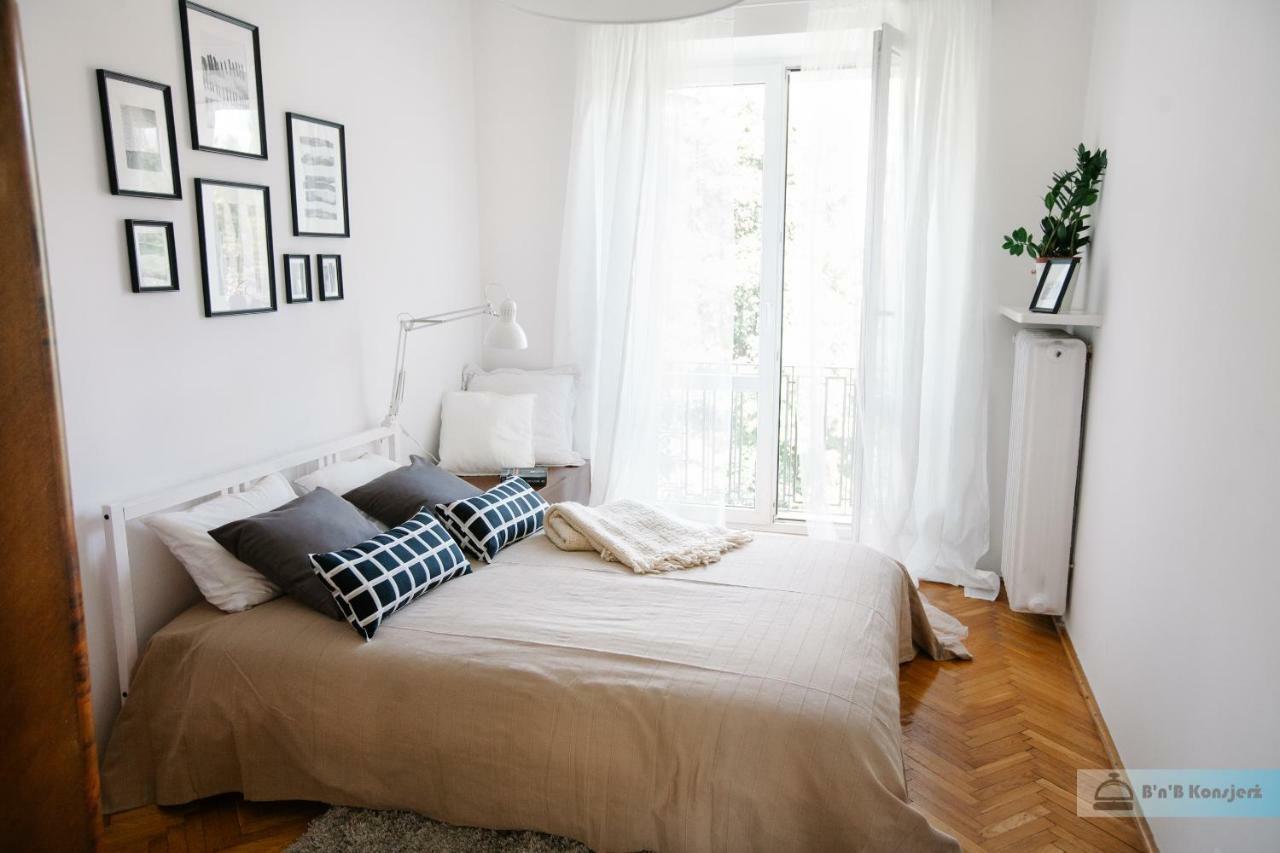 Апартаменты Warsaw Concierge Bracka Retro Flat Экстерьер фото