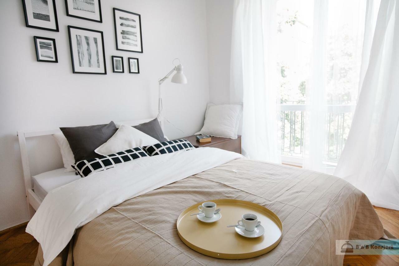 Апартаменты Warsaw Concierge Bracka Retro Flat Экстерьер фото